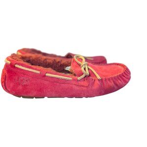 UGG Womens Red Suede Dakota Moccasin Slippers Size 7 With Sheepskin Lining